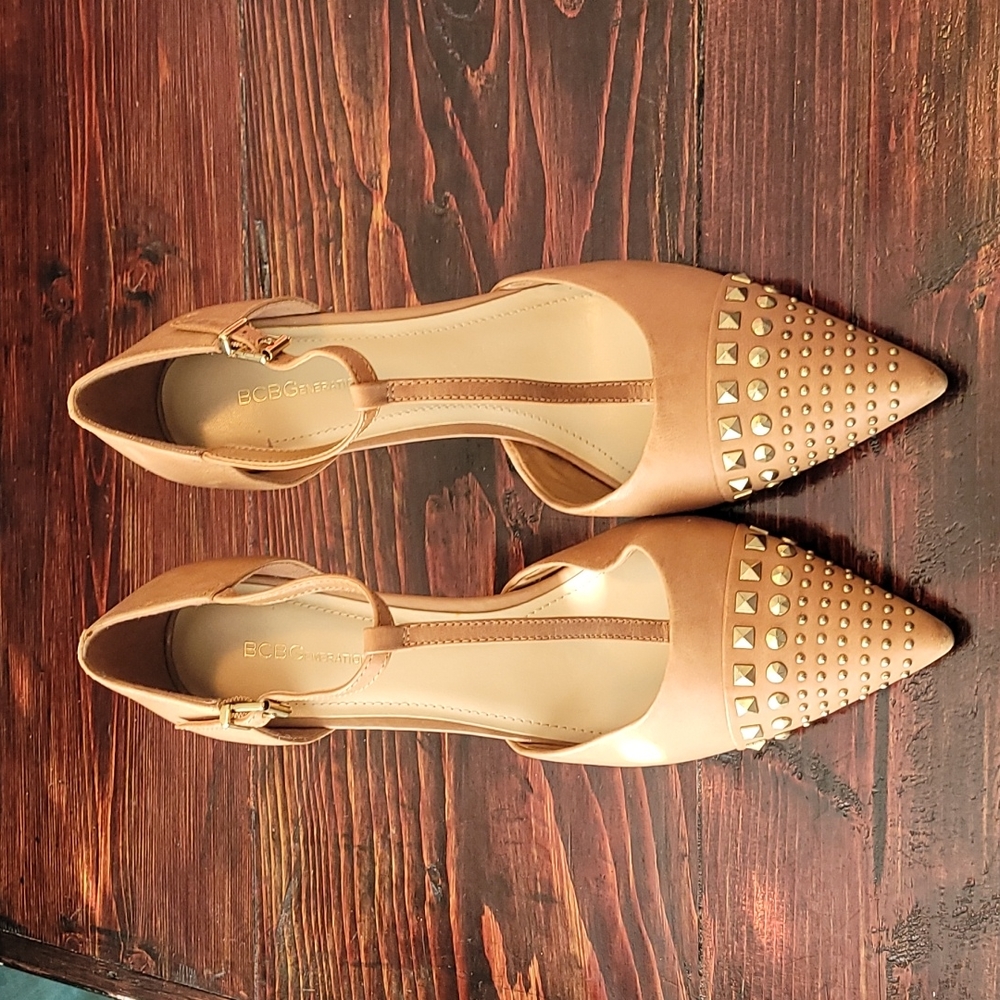 New Women's BCBGeneration studded heels, size 9.5